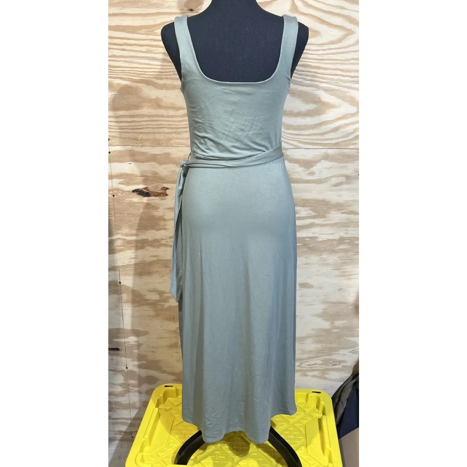 Quince Tencel Jersey Midi Wrap Dress Sage Green Medium Athleisure Vacation - Image 5