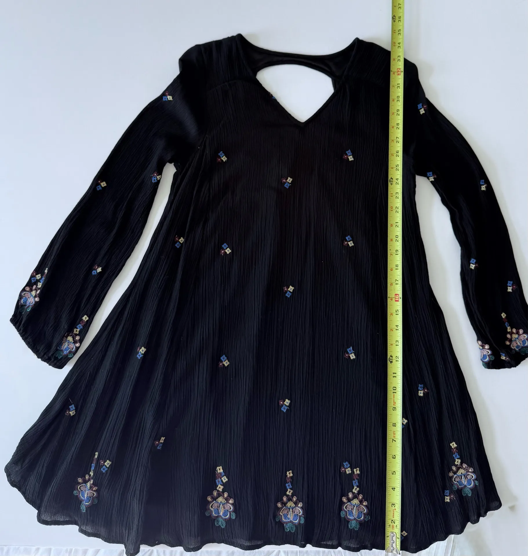Japna Black Long Sleeve Embroidered Boho Mini Dress with Open Back Women’s Size M NWT - Image 7