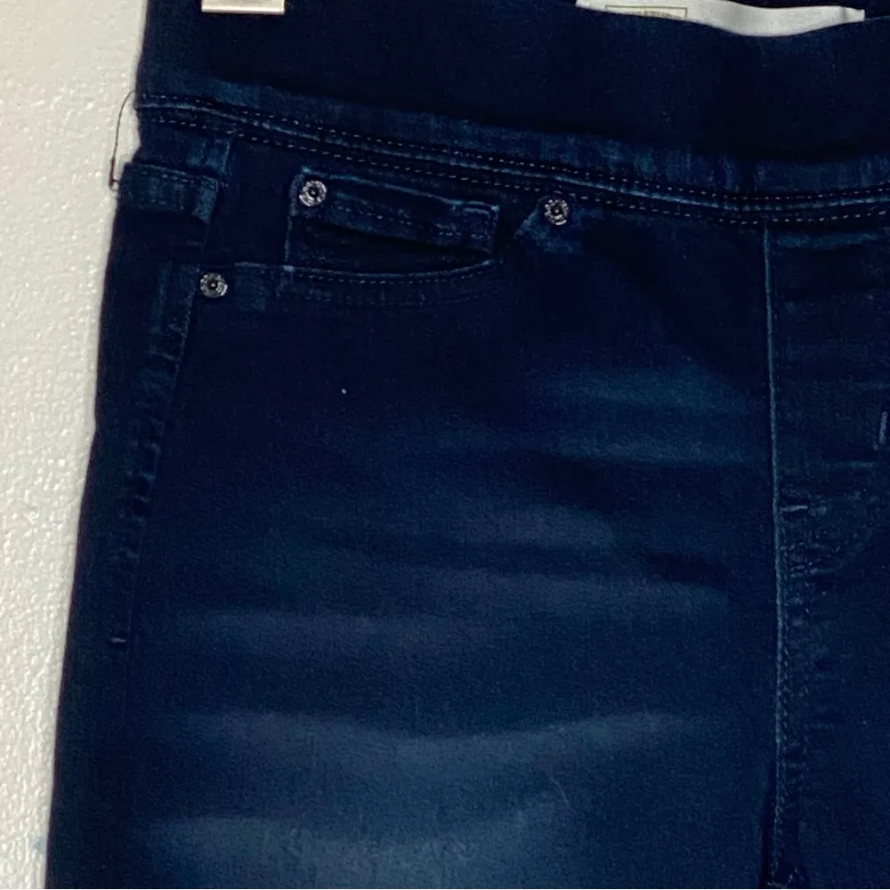 Signature by Levi Strauss dark wash tummy control skinny jeans Blue Size 26 - Image 10