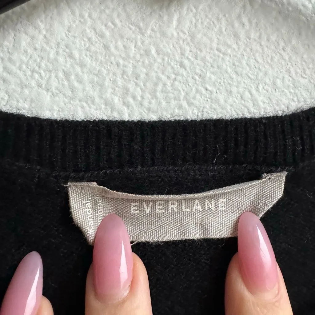 Everlane 100% Cashmere Black Crewneck Pullover Classic Sweater Size XS - Image 3