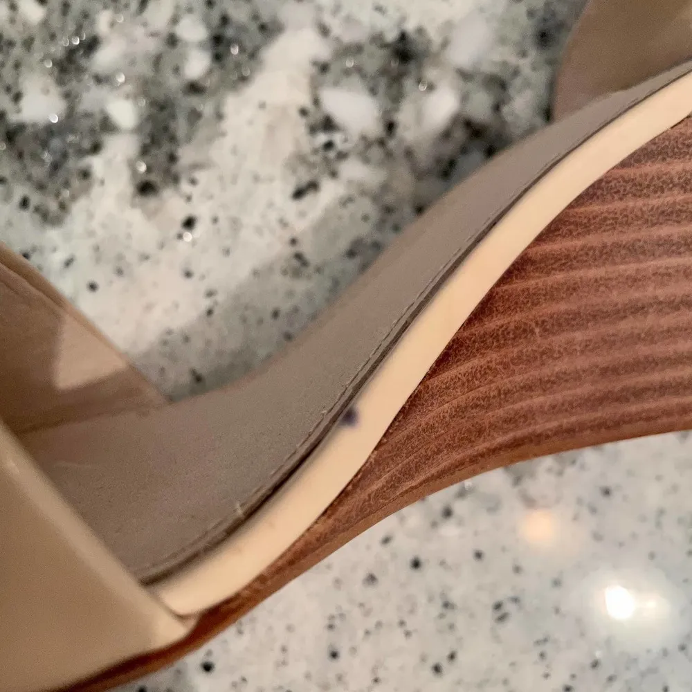 Louise et Cie Punya Patent Leather Wedge Heel Sandals Size 9 - Image 4