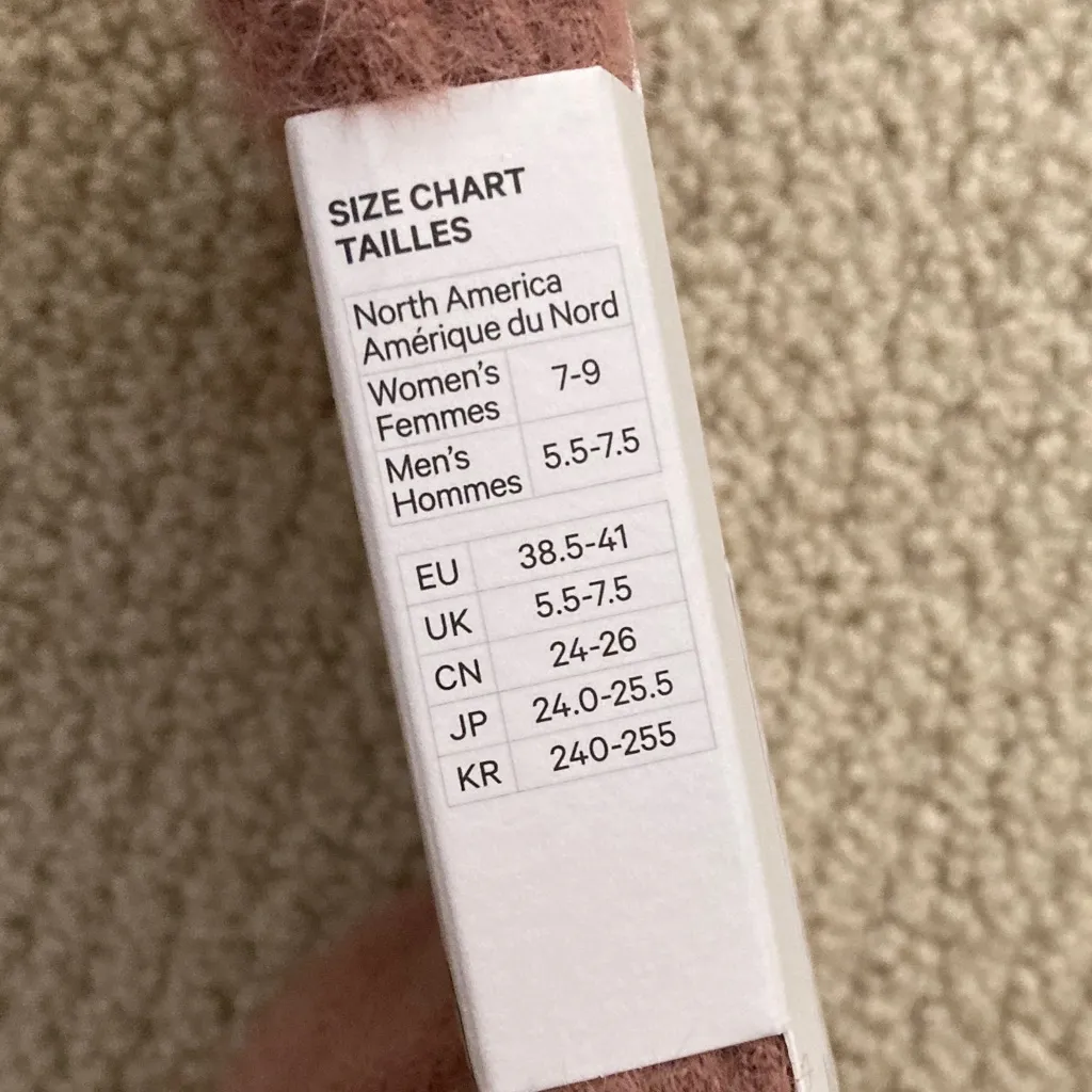 NEW Lululemon Unisex Fuzzy Crew Socks Soft Pink REDC Red Clay Size Medium NWT - Image 4