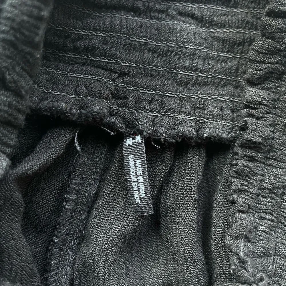 black flowy shorts - Image 2