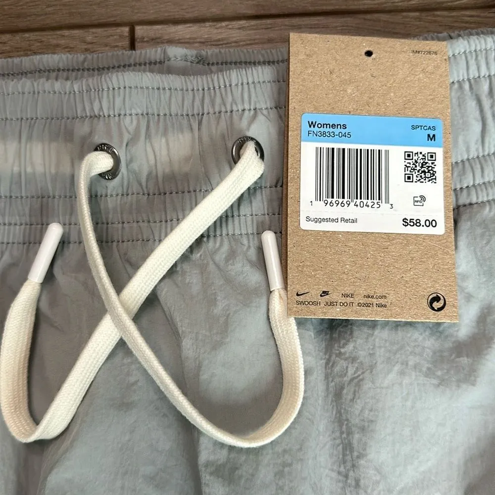 Nike Sportwear‎ Heritage High Waisted Woven Mini Skirt Gray White Size Medium - Image 5