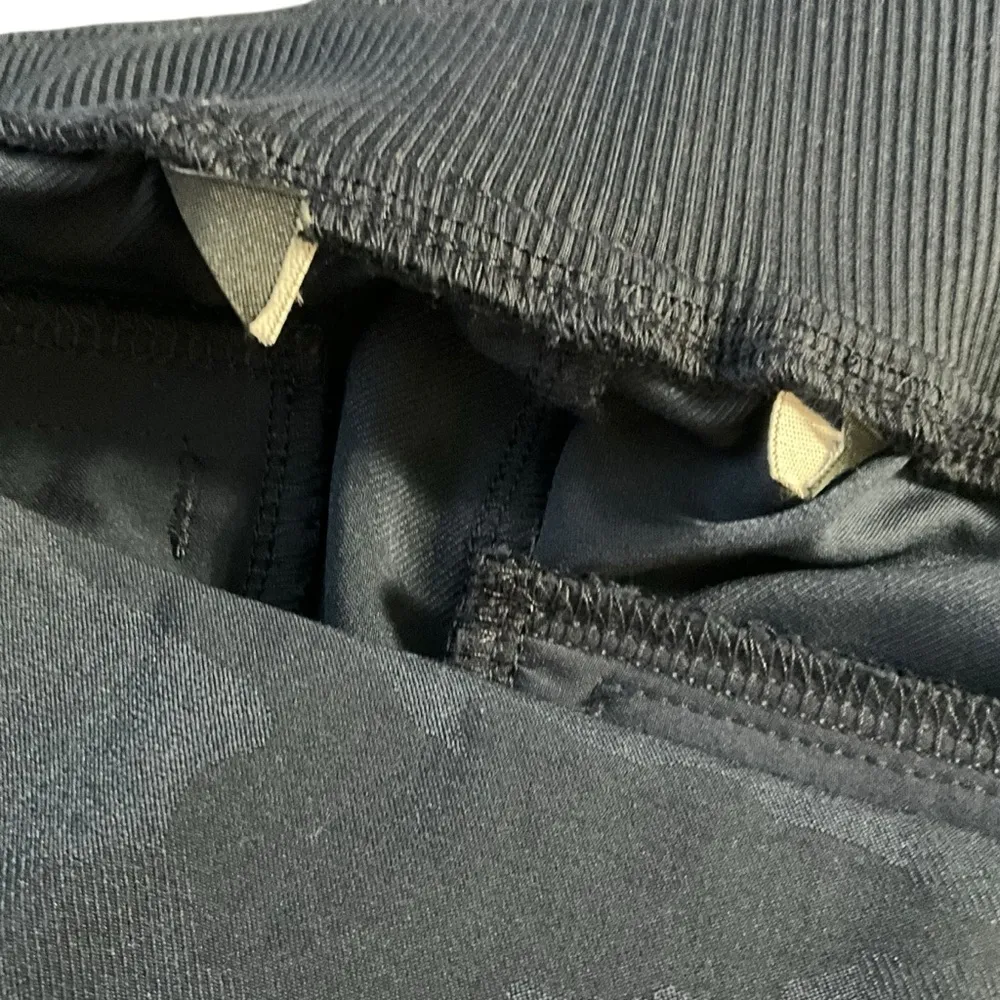 Athleta Brooklyn Blue Camo Jogger Pant - Image 13