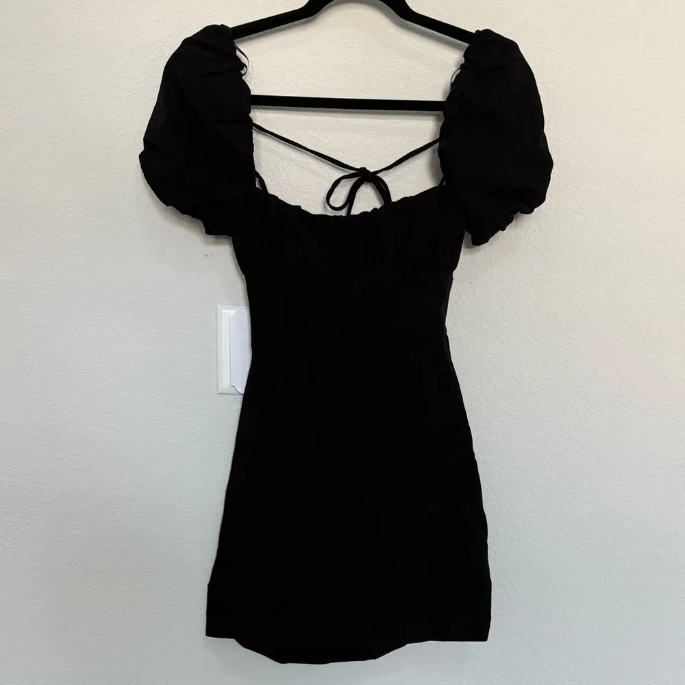 ZARA Puff Sleeve Black Mini Dress Open Back Lace Up Crossback Straps Small NEW - Image 5