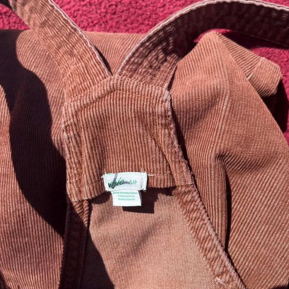 Brown Corduroy adjustable distressed Overalls
Aerie Work And Play
Womens S Small - Image 4