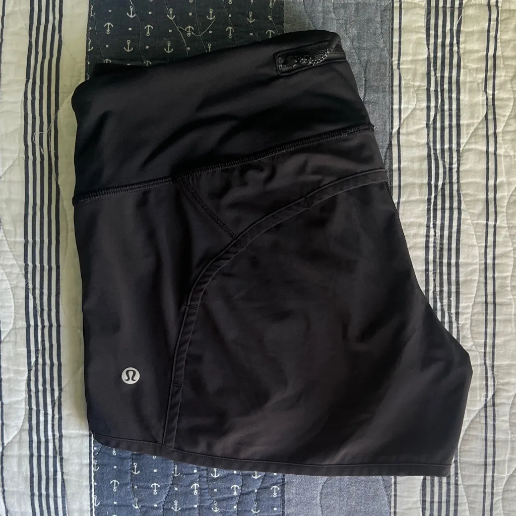 Lululemon Run Times Short sz6 - Image 4