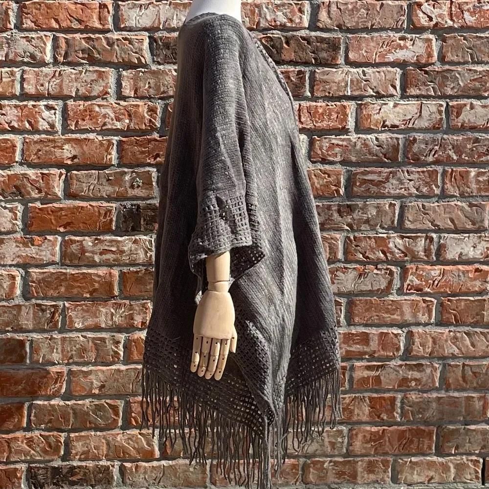 Max Studio grey fringe warm winter acrylic sweater / One Size / NWOT - Image 6