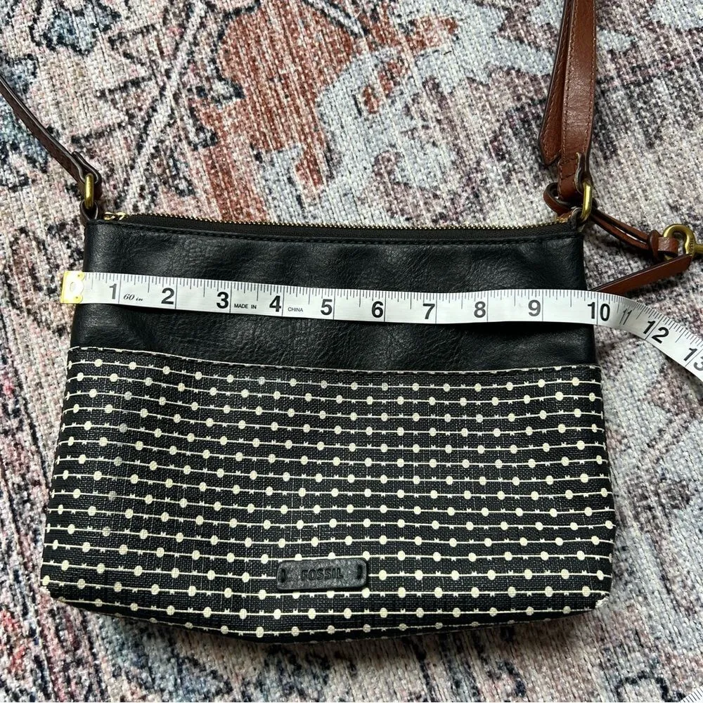 Fossil Fiona Crossbody Bag Coated Canvas Key Print Stripe Black White Brown - Image 10