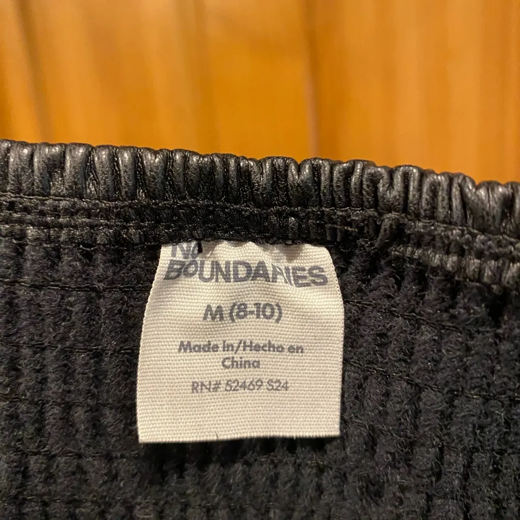 No Boundaries Black Textured Top - Image 3