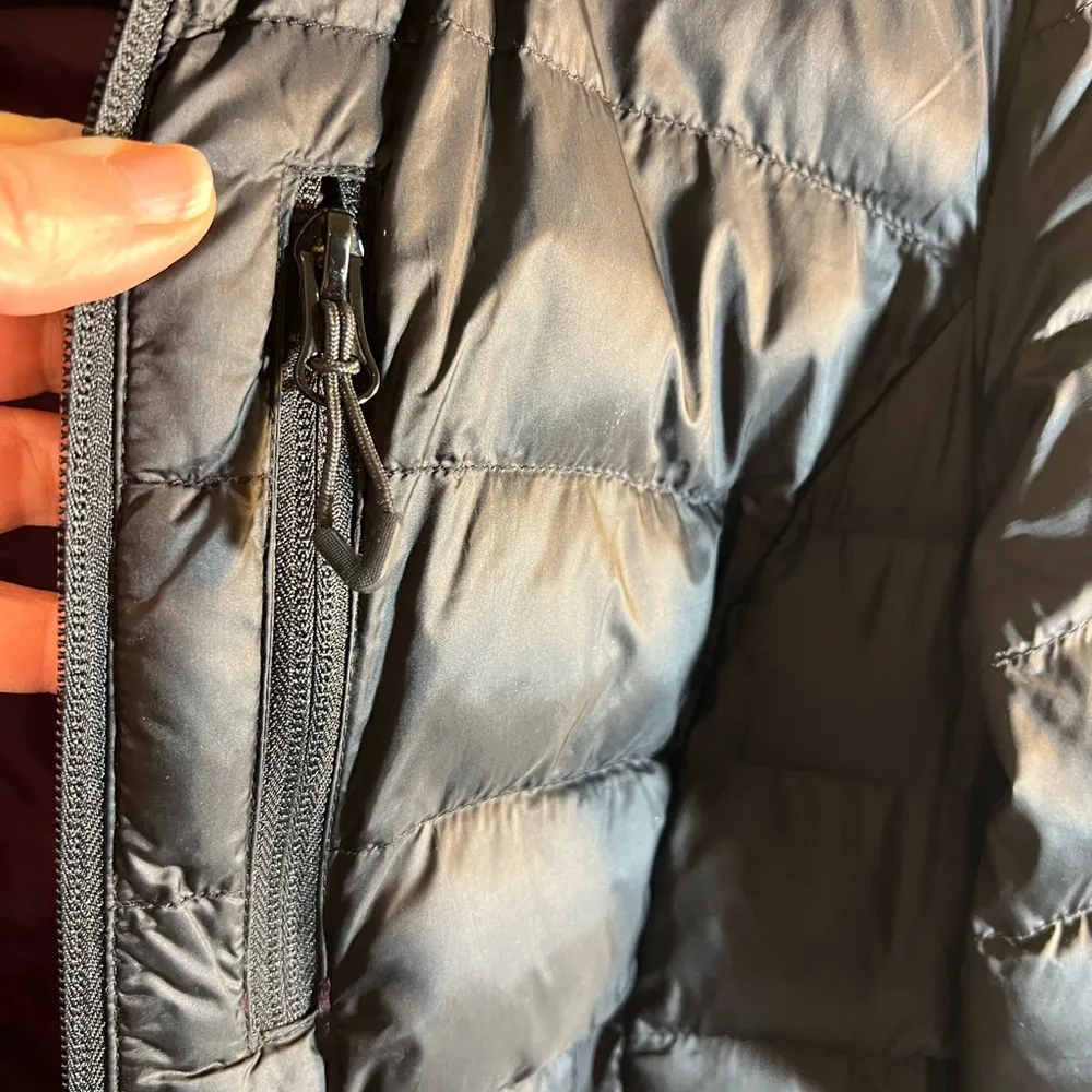 Black Quilted Puffer Jacket with Hood and Mid - Image 7