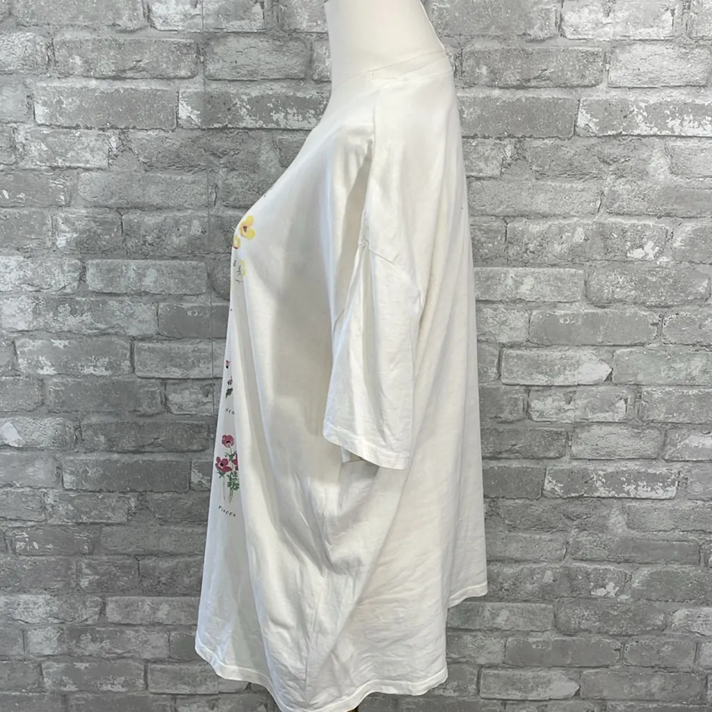 Grayson Threads White Graphic Tee - Image 3