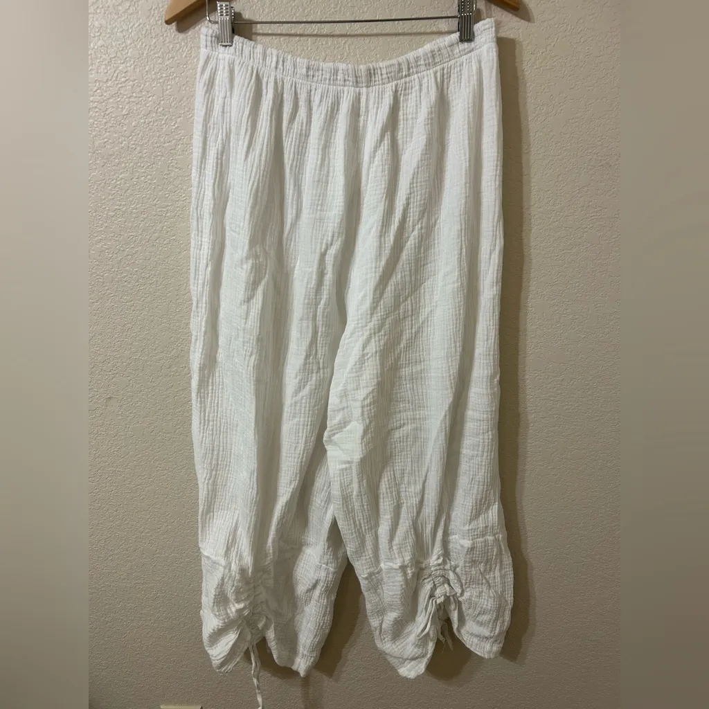 Bryn Walker Cotton Gauze Ruched Leg Cropped Pants in White - Size XL - Image 2