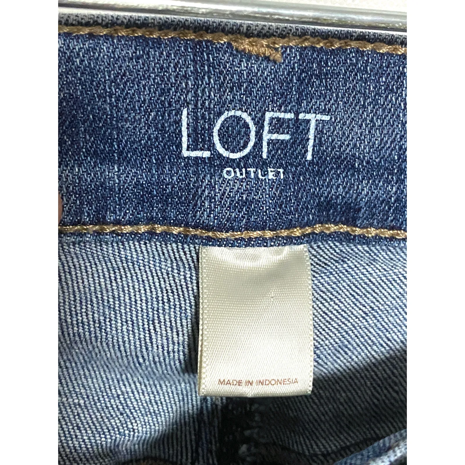 Loft Modern Cuffed Crop Whiskered Jeans Womens 2 Stretch Preppy Capsule Normcore - Image 6