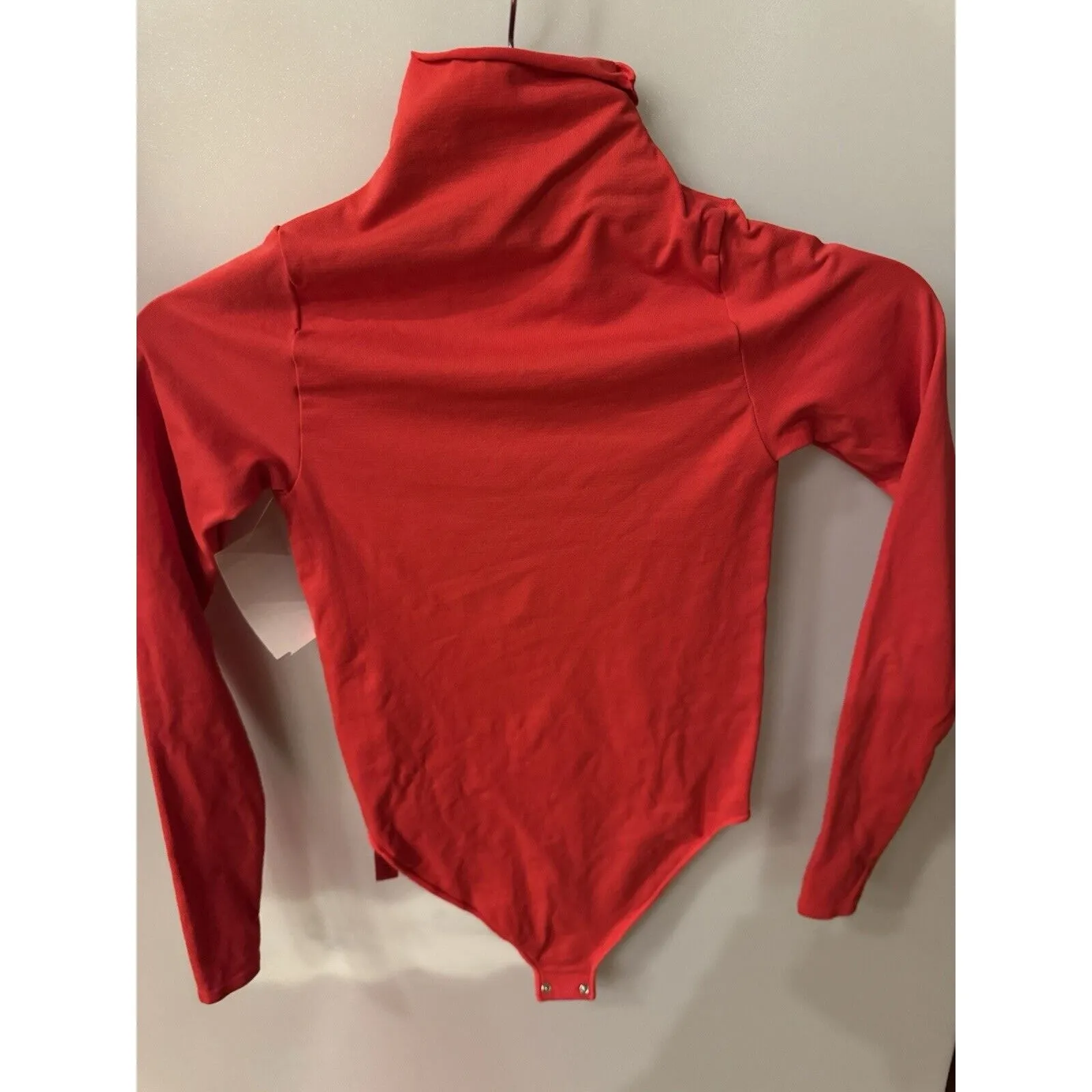 Skims Women's Essential Mock Neck Long Sleeve Bodysuit - Red ...S/M (NWOT) - Image 3