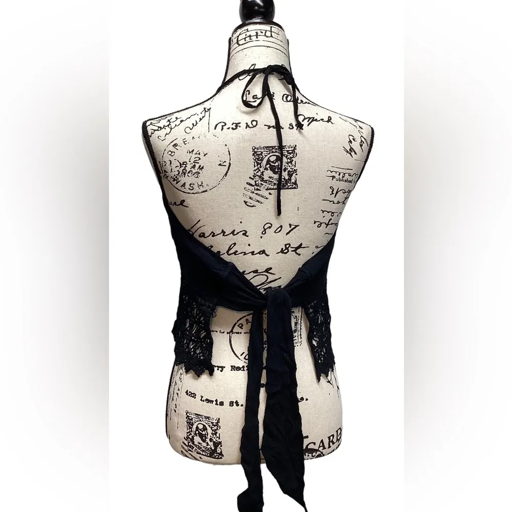 American Eagle  tie halter top. Black. Size Medium - Image 6