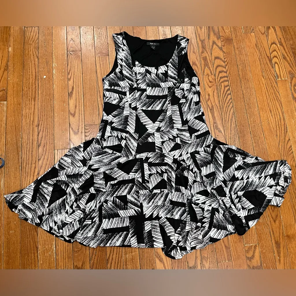 Style & Co. Black and White Patterned Dress - Image 3