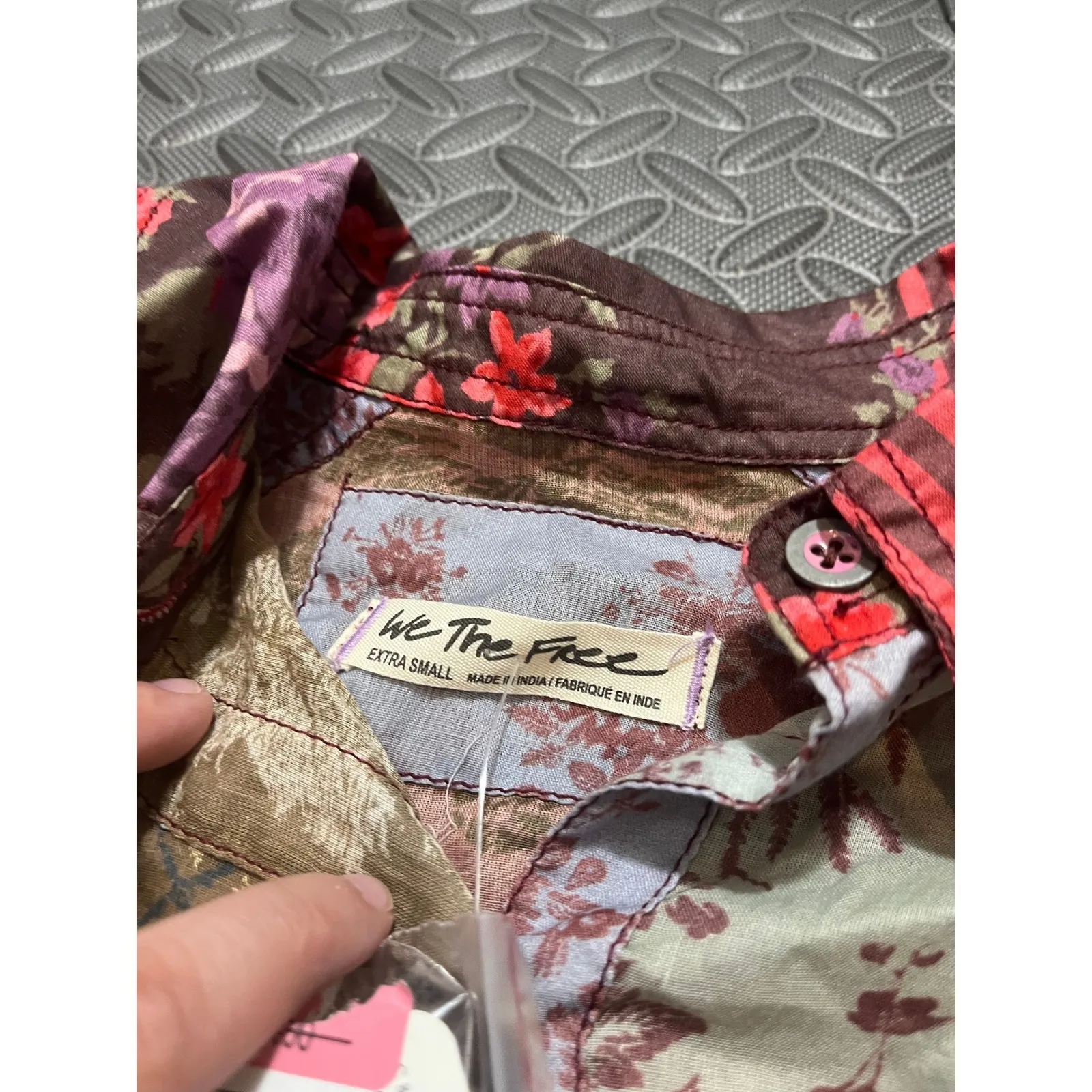 NWT Free People We The Free Flower Patch Berry Combo Sheer Shirt Size XS BOHO - Image 5