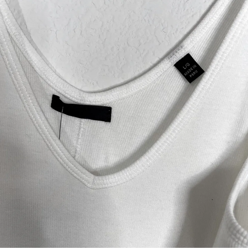 ATM White V - Image 10