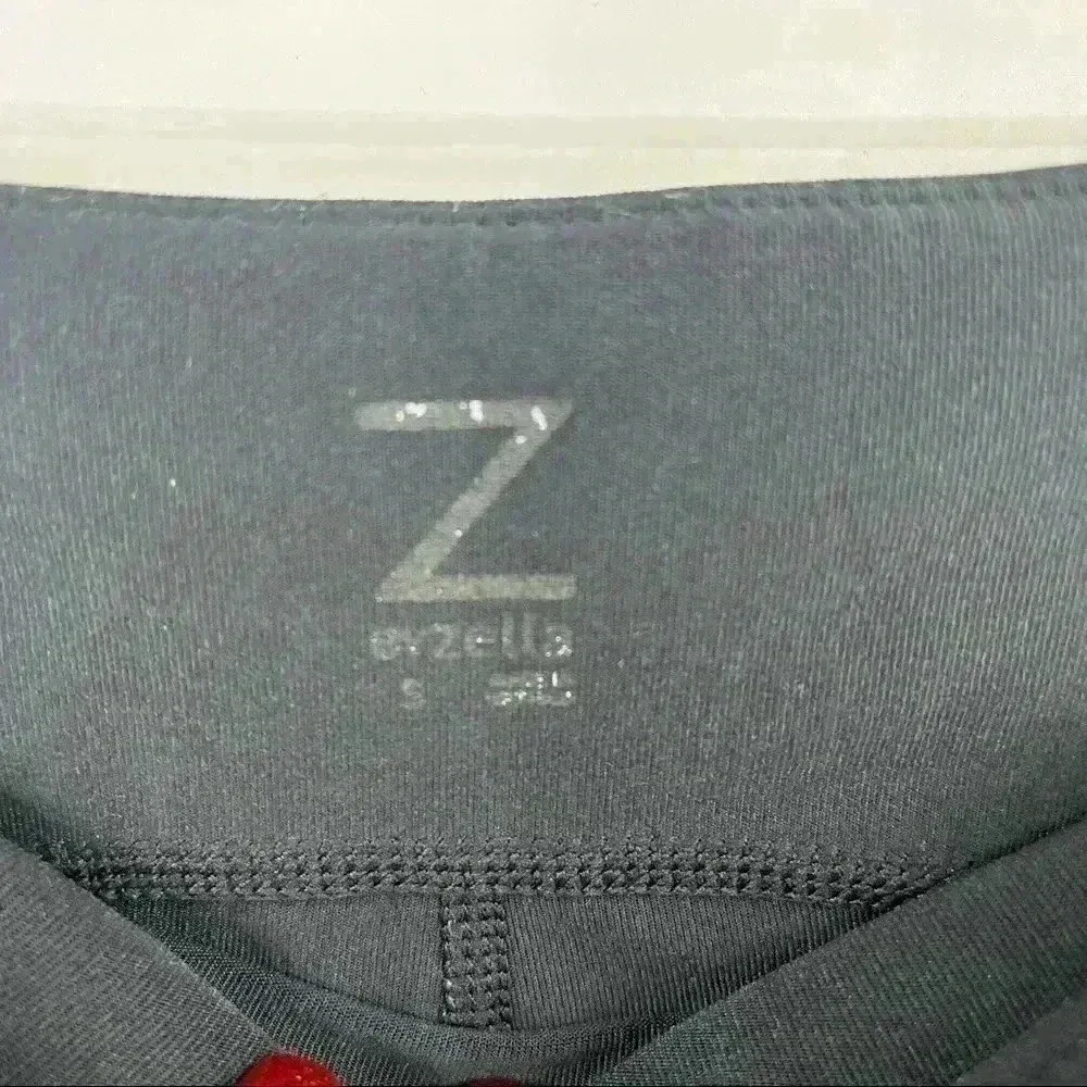 Zella Black Crop Legging W/Leg Mesh Design‎ Size Small - Image 9