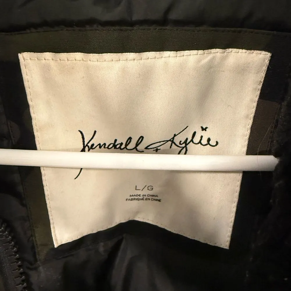 Kendall + Kylie Jenner Sucre Camo Full-Zip Puffer Down Jacket Women’s Large GUC - Image 6