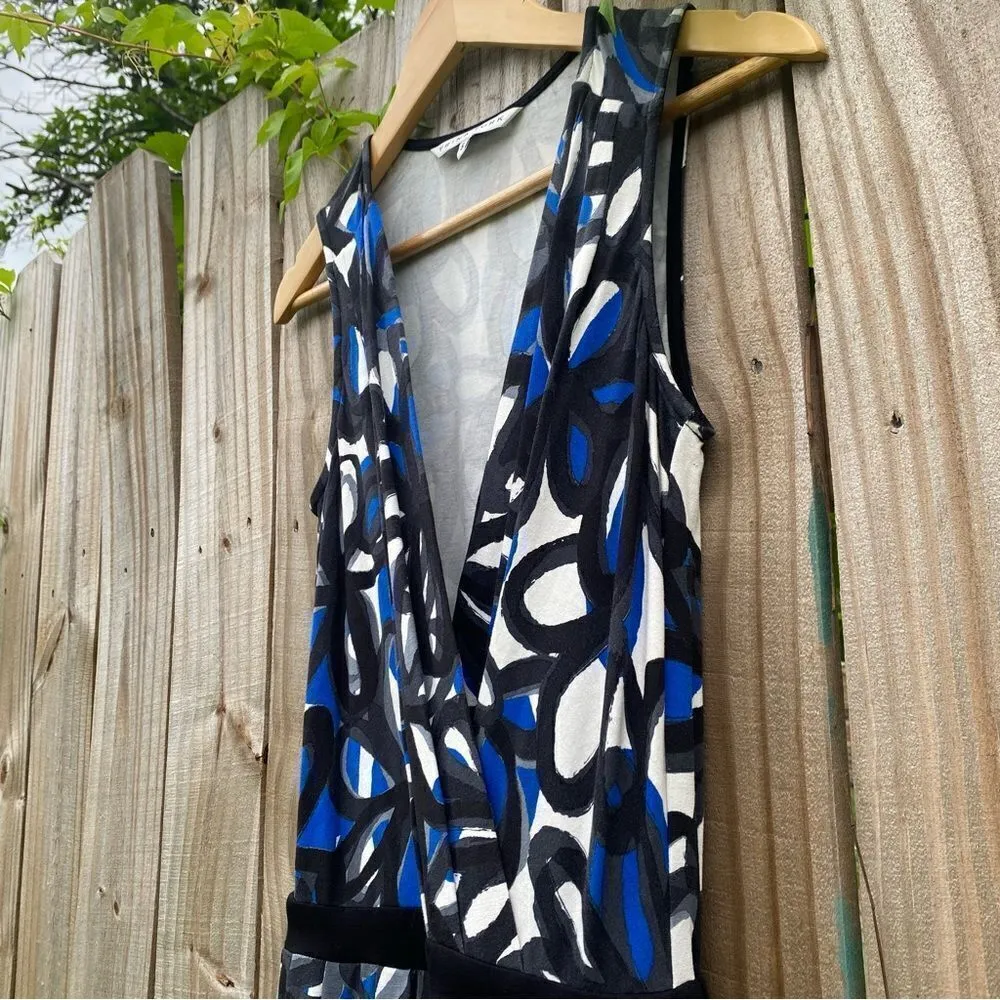 Trina Turk S Blue Black White Abstract Flower Surplice Jersey Knit Keegan Dress - Image 3