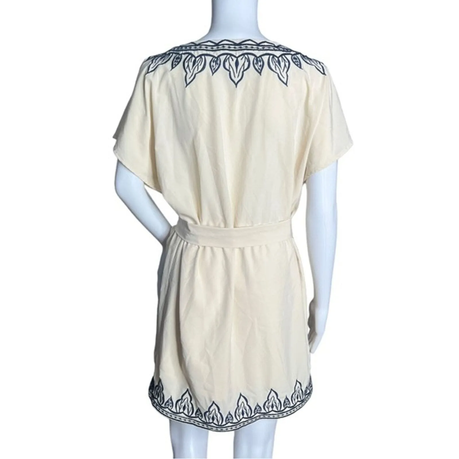 C. Luce Dress Womens Medium Ivory Navy Blue Embroidered Mini Embroidery Bohemian - Image 3