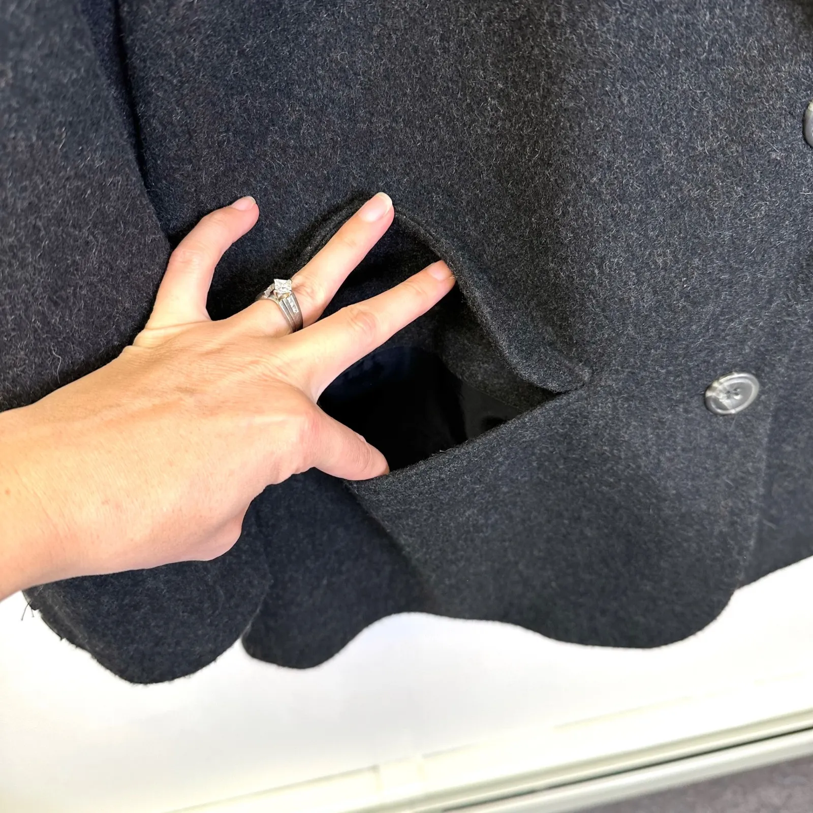 Vintage Eddie Bauer Wool Blend Two-Button Blazer‎ Charcoal Size MP - Image 5