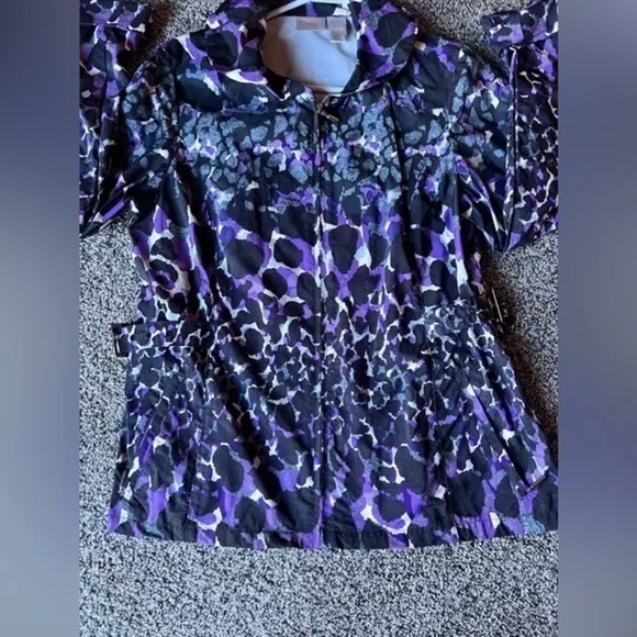 Zengery purple‎ and black leopard print raincoat size (2) large Purple - Image 2