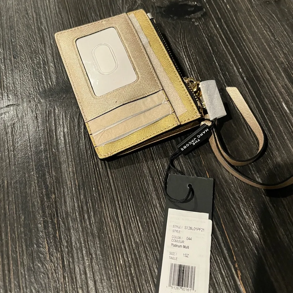 NWT Marc Jacobs Platinum Zip Wallet Card Holder with Gold Detail - Image 2