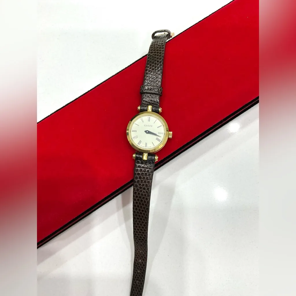 Ladies GUCCI SHERRY LINE watch❤️🧡💚 - Image 11