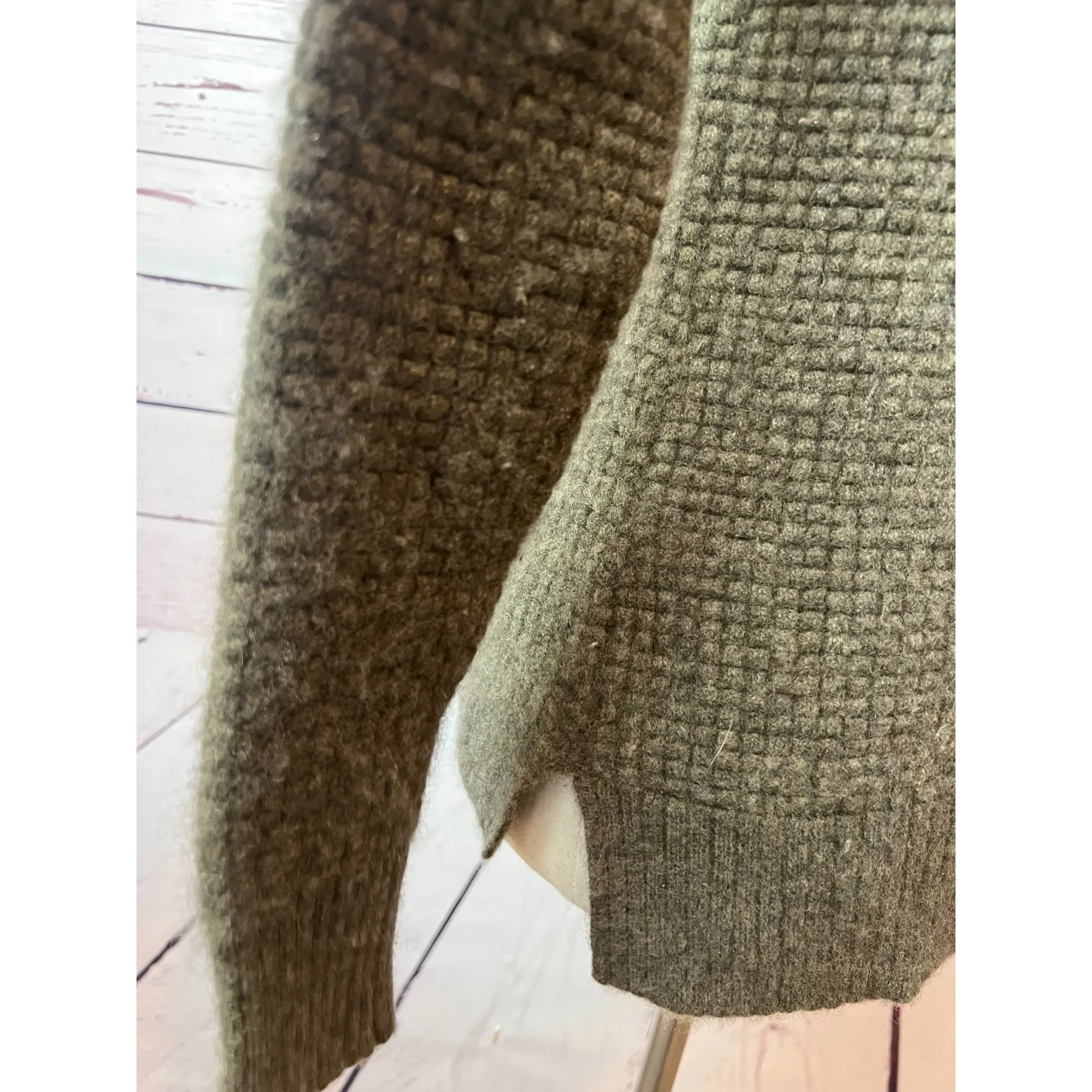 Athleta Lodge Cashmere Blend Textured Knit Pullover Sweater XS Extra Small Green - Image 10