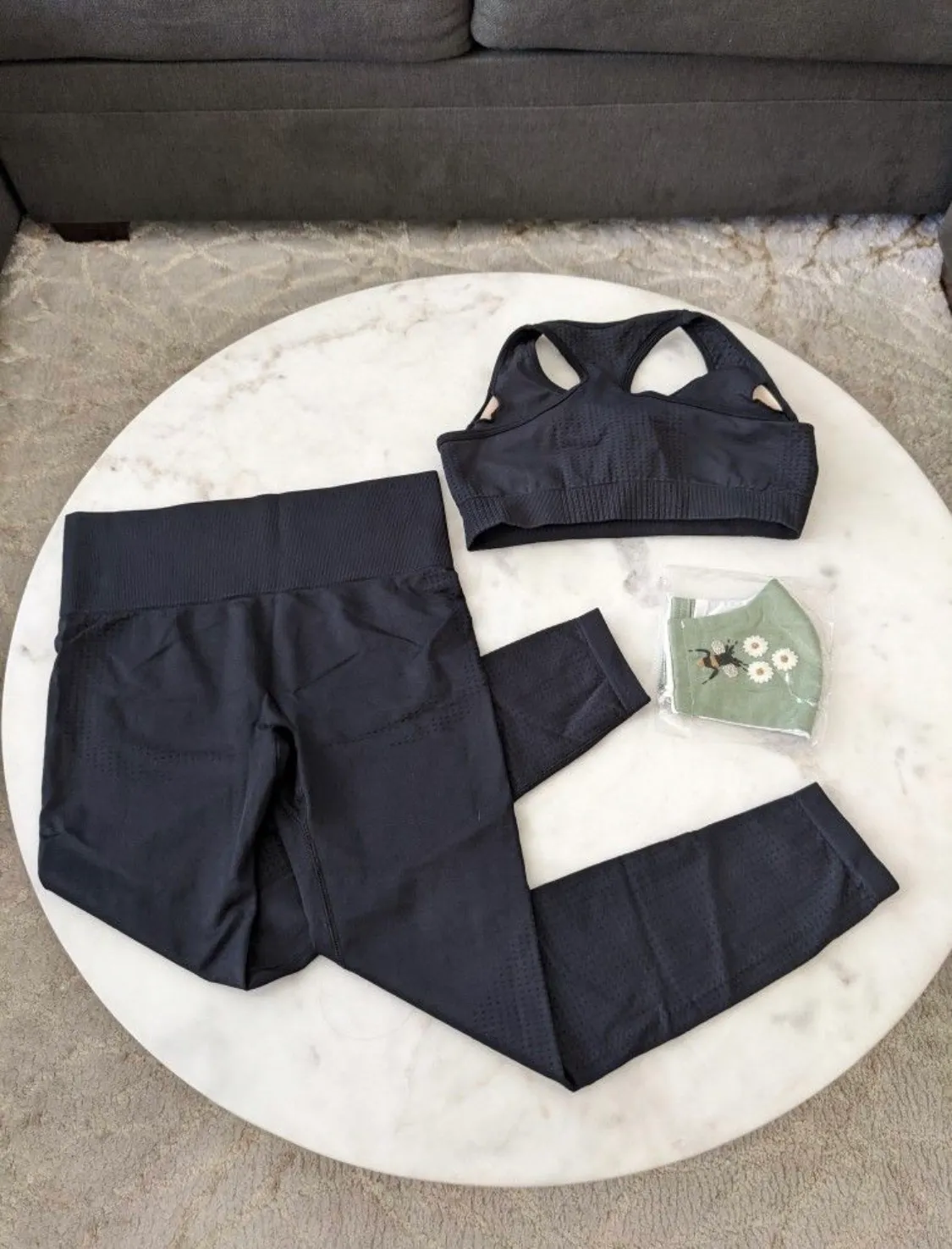 Yoga Basic Training Light Medium Performance Bra and Legging Set Black - Image 2