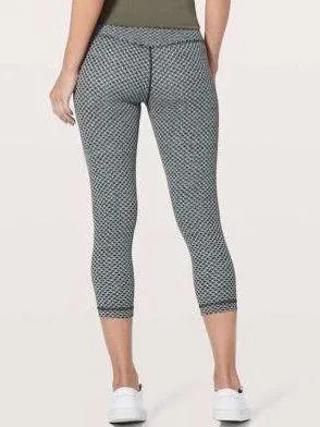 Lululemon Rare  Align 21” Crop Monochromatic Ice Grey Black Crop 4 - Image 2