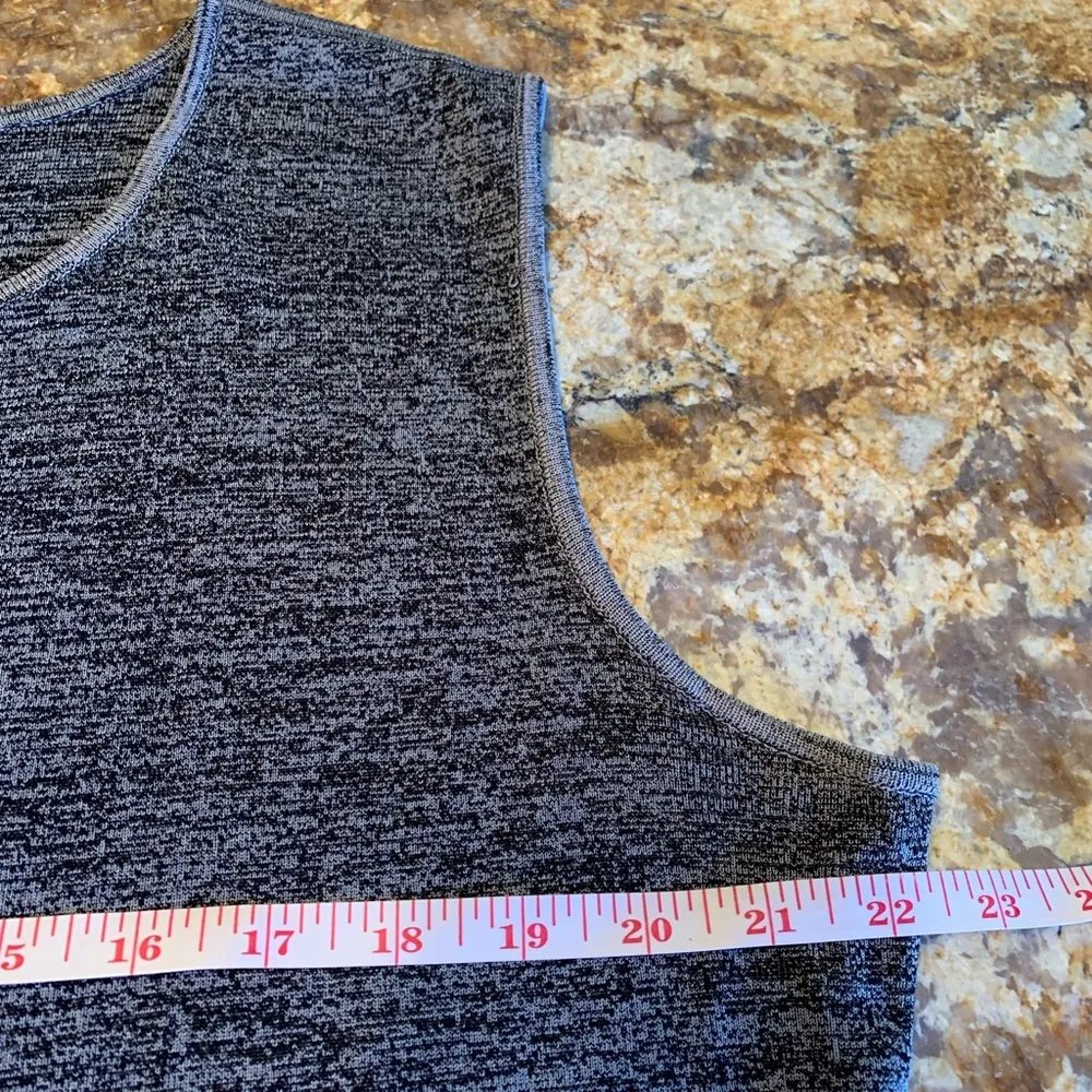 Exclusively Misook Women's Tank Top Black Heathered Sleeveless Pullover Size 2X - Image 6