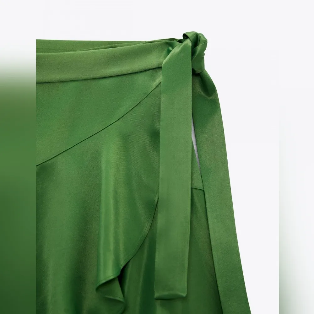 ZARA Woman SKIRTS | SHORT WRAP SKIRT Green | 7563/054 - Image 2