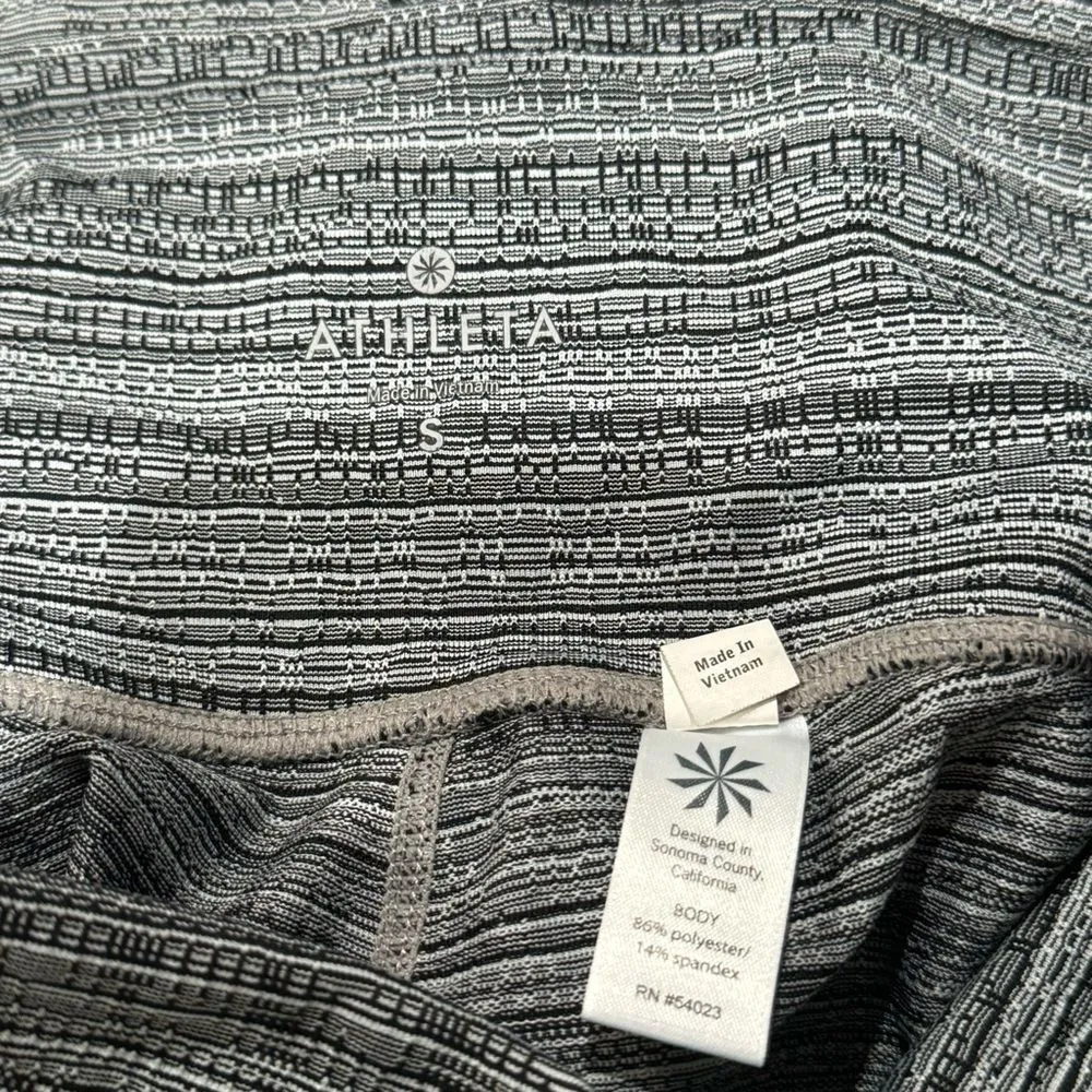 Athleta High Rise Jacquard Chaturanga Leggings Women’s Small - Image 3