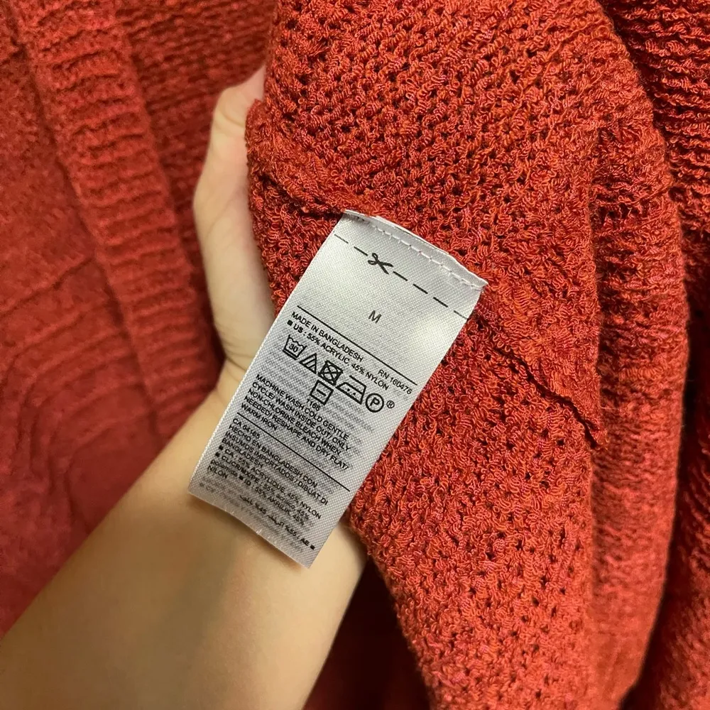 cardigan lightweight NEW - Image 3