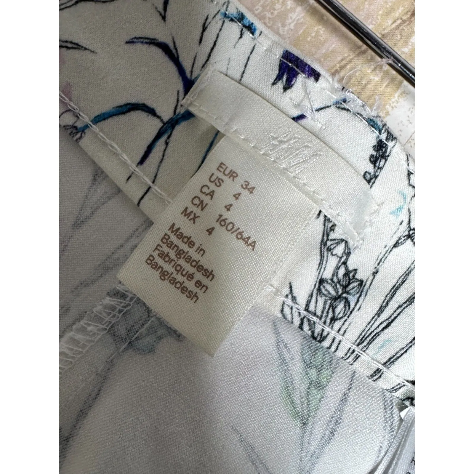 H&M Straight Leg Floral Pants Womens Size 4‎ Chino Abstract Color Spring - Image 3