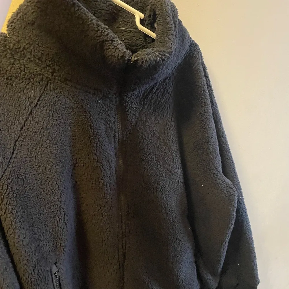 Athleta Tugga Sherpa Jacket - Image 6