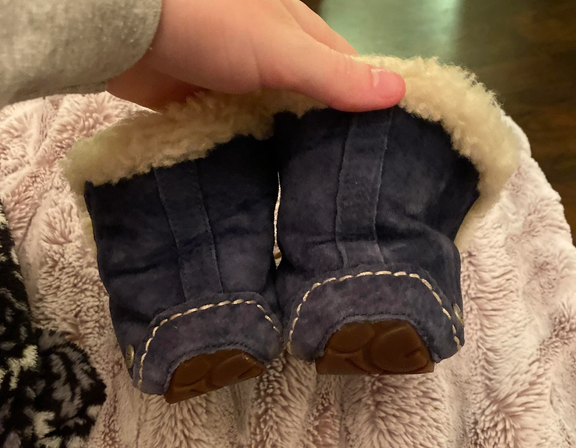 UGG Alena Slippers - Image 5