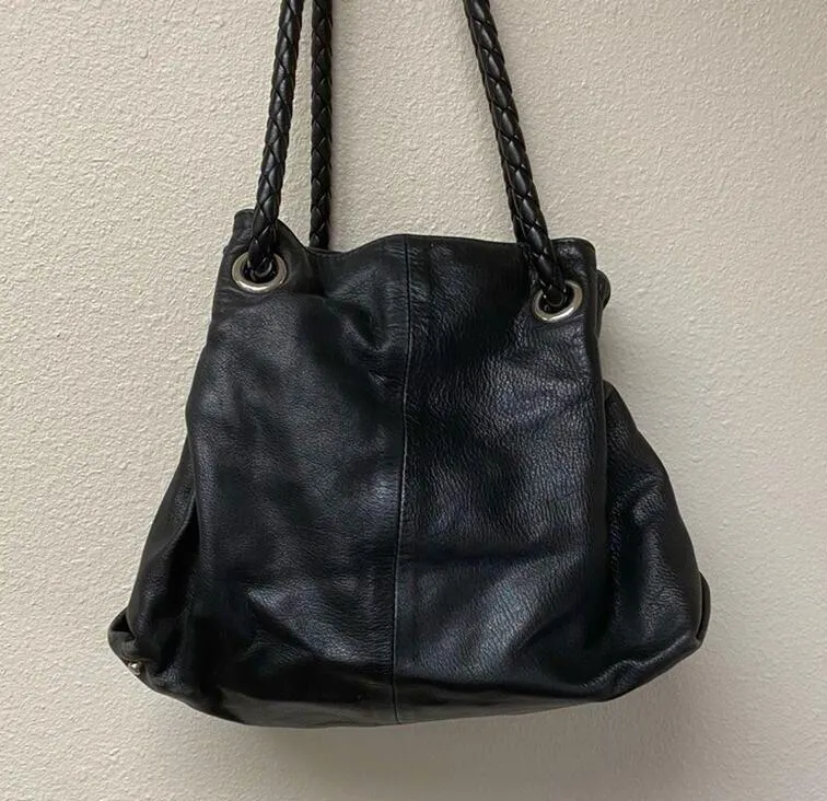 FURLA Drawstring Leather Hobo Black Bag - Image 2