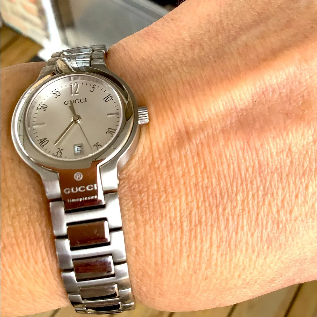 Ladies AUTHENTIC GUCCI beautiful watch 💖💖 - Image 10