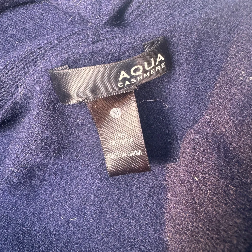 AQUA 100% Cashmere Navy Drape Front Cardigan M Soft Layering Knit Quiet Luxe GUC - Image 5