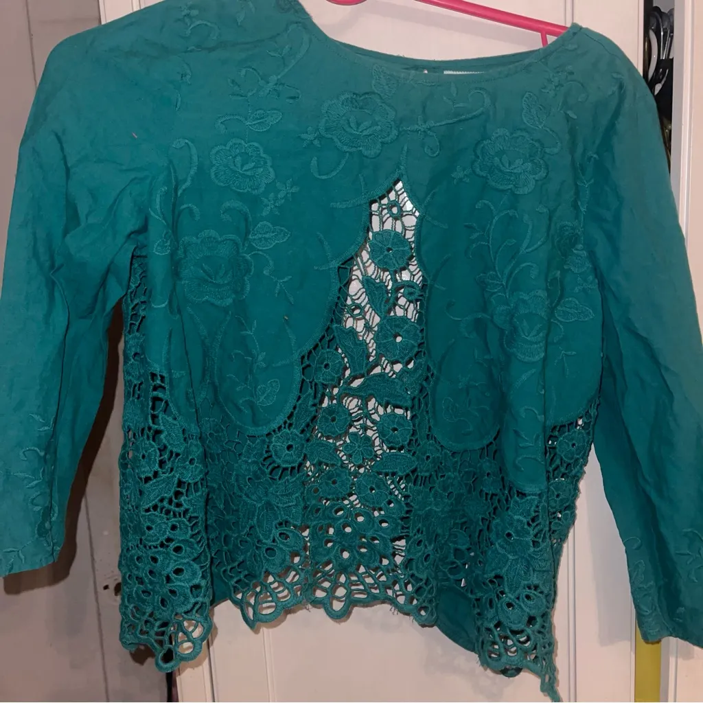 Kimchi Blue Asymmetrical Green Blouse with 3/4 Sleeves - Image 6