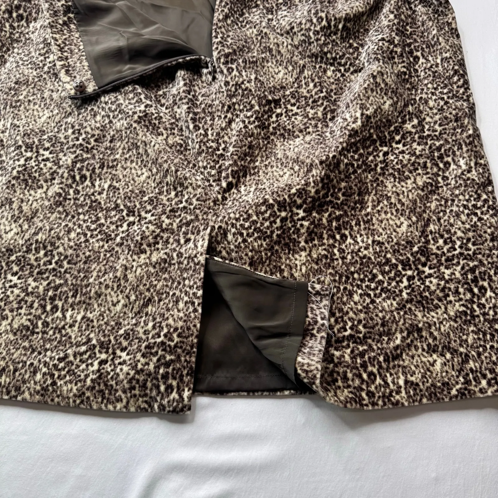 Talbots Leopard Print Skirt plus sz 22W Lined short velvety Y2K style 2011 - Image 6