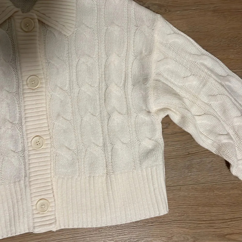 H&M  cardigan - Image 3