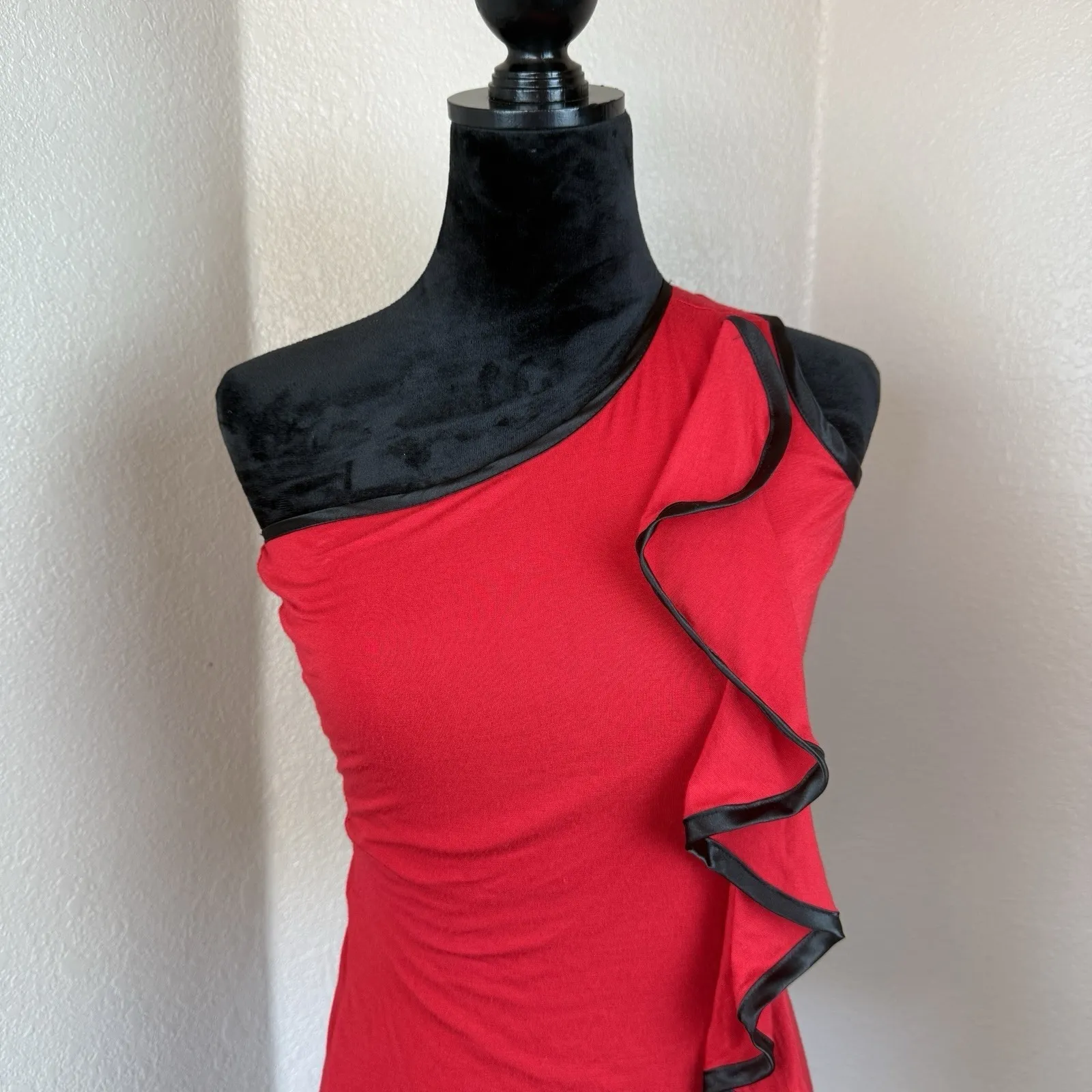 Vintsge Y2K Body Central Red One Shoulder Ruffle Top Women's Small Party - Image 2