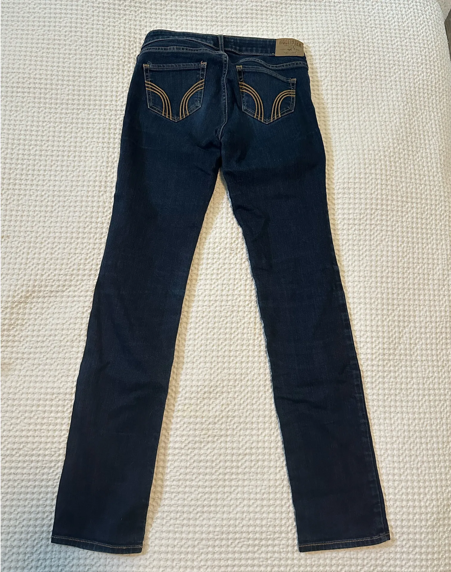 Hollister Straight-Leg Jeans - Image 2